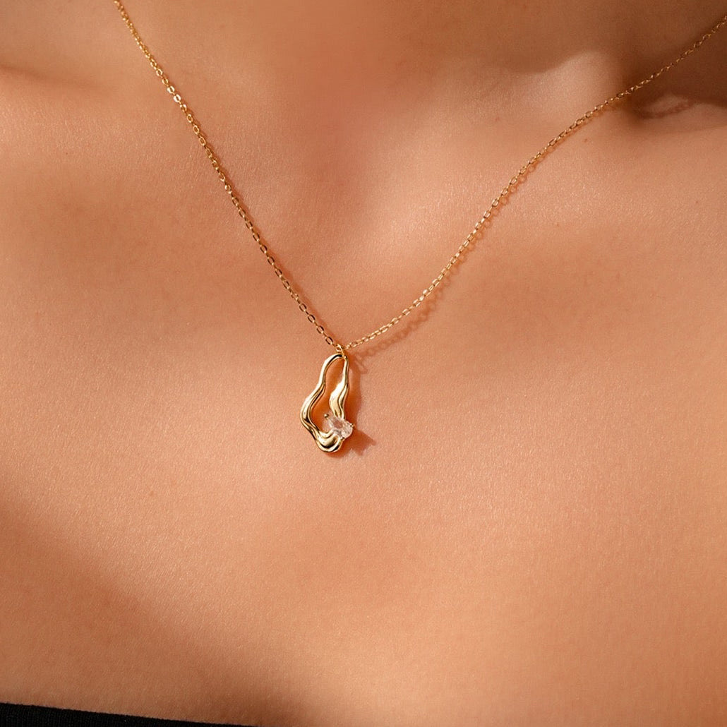 Fluentia Necklace