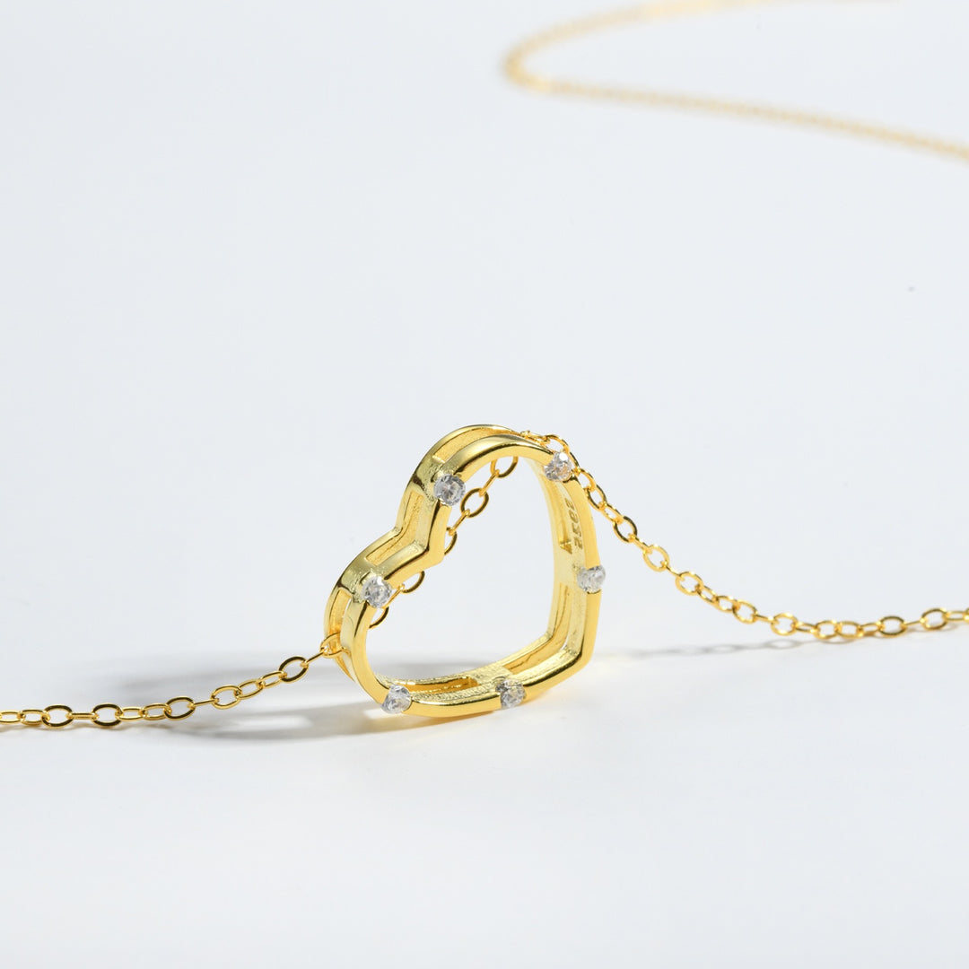 Heartbeat Glow Necklace